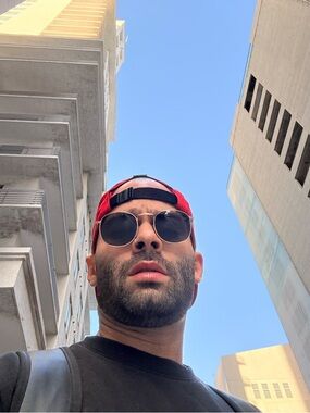 Meet your Posher, Eloy.